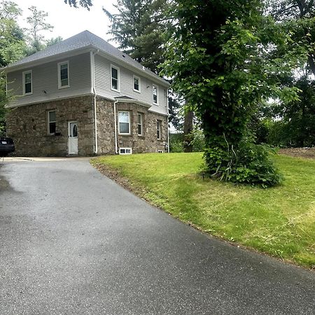1 Ridgeway Avenue Villa Провидънс Екстериор снимка