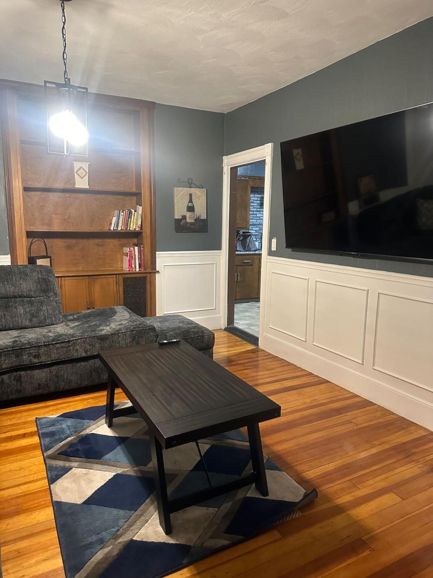 1 Ridgeway Avenue Villa Провидънс Екстериор снимка